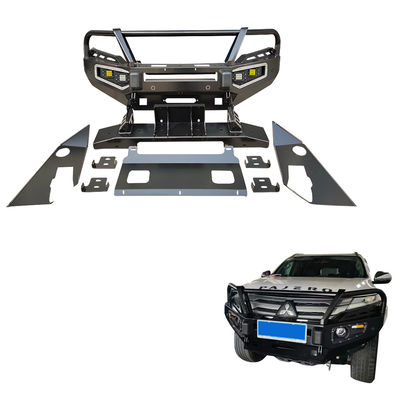 Zastosowany stalowy tylny zderzak do samochodu Mitsubishi Triton 1982-1990 rok