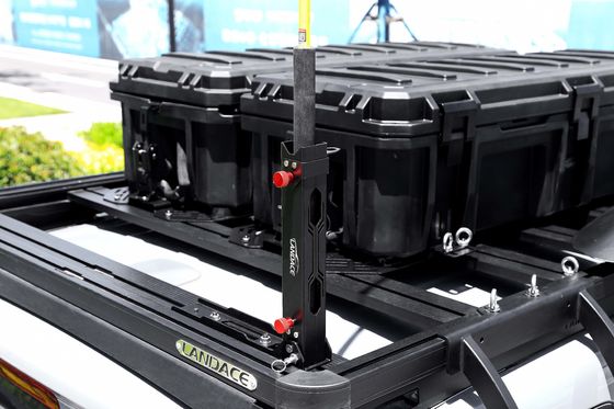 Uniwersalne akcesoria 4x4 Off Road Roof Rack Mount Flagpole Bracket Mechaniczny styl