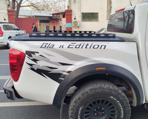 NP300 Navara Twarda, wyciągająca się pokrywka Tonneau