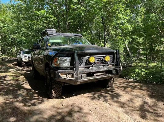 4x4 Dodge Ram 1500 Front Bumper Oem Off Road 4runner Bumper