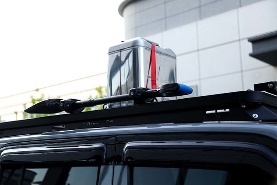 Czarny 4X4 stop aluminiowy z niskim profilem Zbiornik bagażowy 300 Akcesoria Stojak na szyby dachowe dla GWM