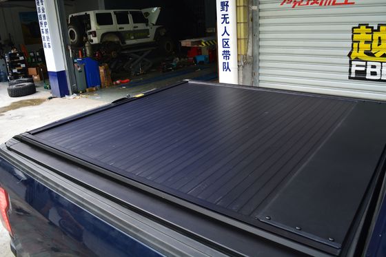 Powierzchnia Tonneau z stopem aluminium do łóżka ciężarówki pickup Nissan Navara NP300