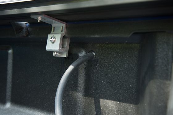 Model samochodu Nissan Navara NP300 Zdejmowalna pokrywka tonnowa do łóżka ciężarówki pikapu