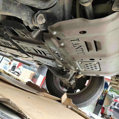 4x4 Toyota Tundra Skid Plate Czarnie pomalowana ochrona silnika
