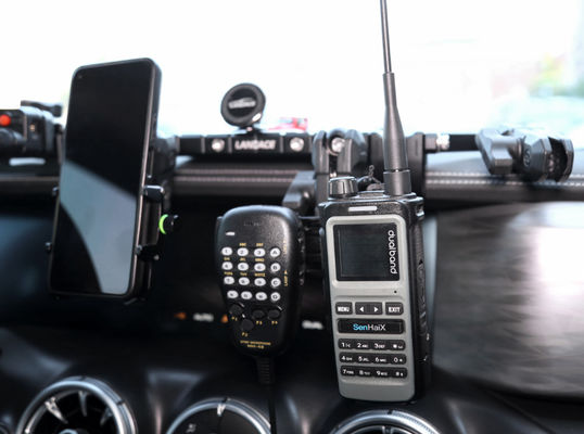 Wysoce kompatybilny urządzenie do montażu samochodowego wielofunkcyjne urządzenie do obsługi telefonu komórkowego GPS dla TANK 300