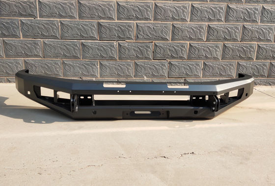 2010 Nissan Titan Steel Winch Bull Bar Klasyczne tylne zderzaki samochodowe 210*66*75CM Rok 2010