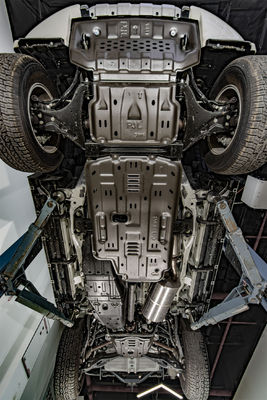Wysoko szare płyty ochronne podwozia silnika dla Mitsubishi Pajero V93 V97