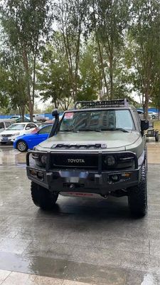 OEM akceptowany przedni zderzak dla Toyota FJ Cruiser z wiórowym tyłem i nośnikiem opon