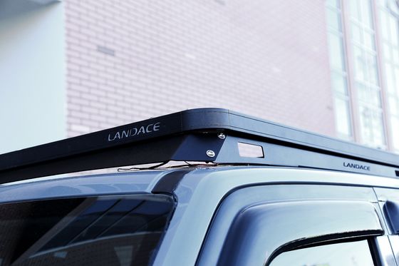 Landace Logo 4x4 Akcesoria zewnętrzne pojazdu Aluminium Wind Fairing Dach Rack Targowy Targowy Podnośnik do bagażu Do zbiornika 300 Czarny
