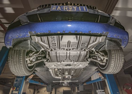 Akcesoria zewnętrzne BMW Aluminiowa płytka z powłoką