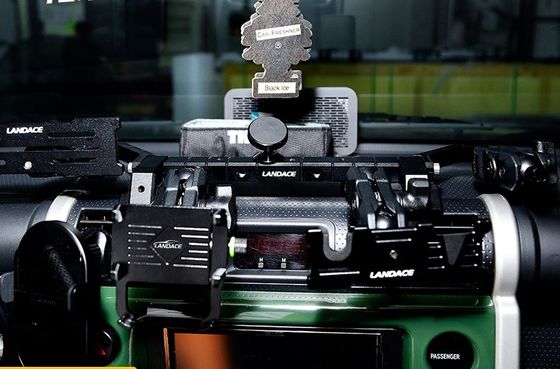 Wygodny wielofunkcyjny uchwyt konsoli centralnej dla modelu SUV Toyoty FJ Land Cruiser