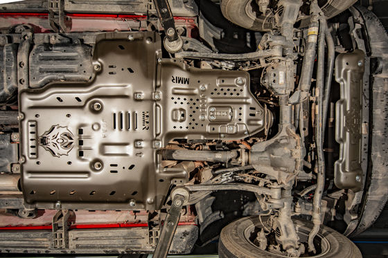 Uwolnij potencjał swojego Wranglera JL Hybrid Electric z magnalium skid plate