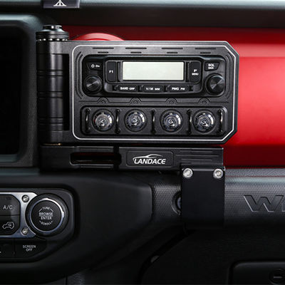 Czarny panel przełącznika samochodowego 4 Gang dla Jeep Wrangle JL Elektroniczny system przekaźnika 12V napięcie