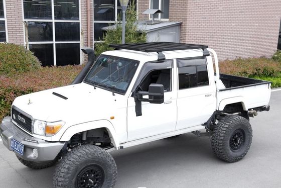 Aluminiumowy stojak dachowy na 2018-2022 Jeep Wrangler JL Idealnie dopasowany do zewnętrznej części pojazdu 4x4