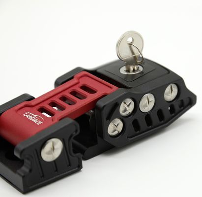 Rok 2018- Czarny zestaw zamkowy z procesem CNC do przygód terenowych