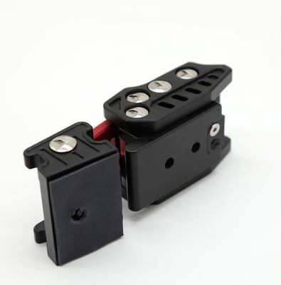 Rok 2018- Czarny zestaw zamkowy z procesem CNC do przygód terenowych